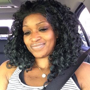 Meet your Posher, Tracey